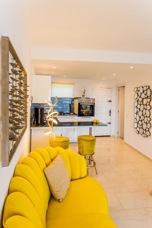 Suite Bora Bora Marbella Buitenkant foto