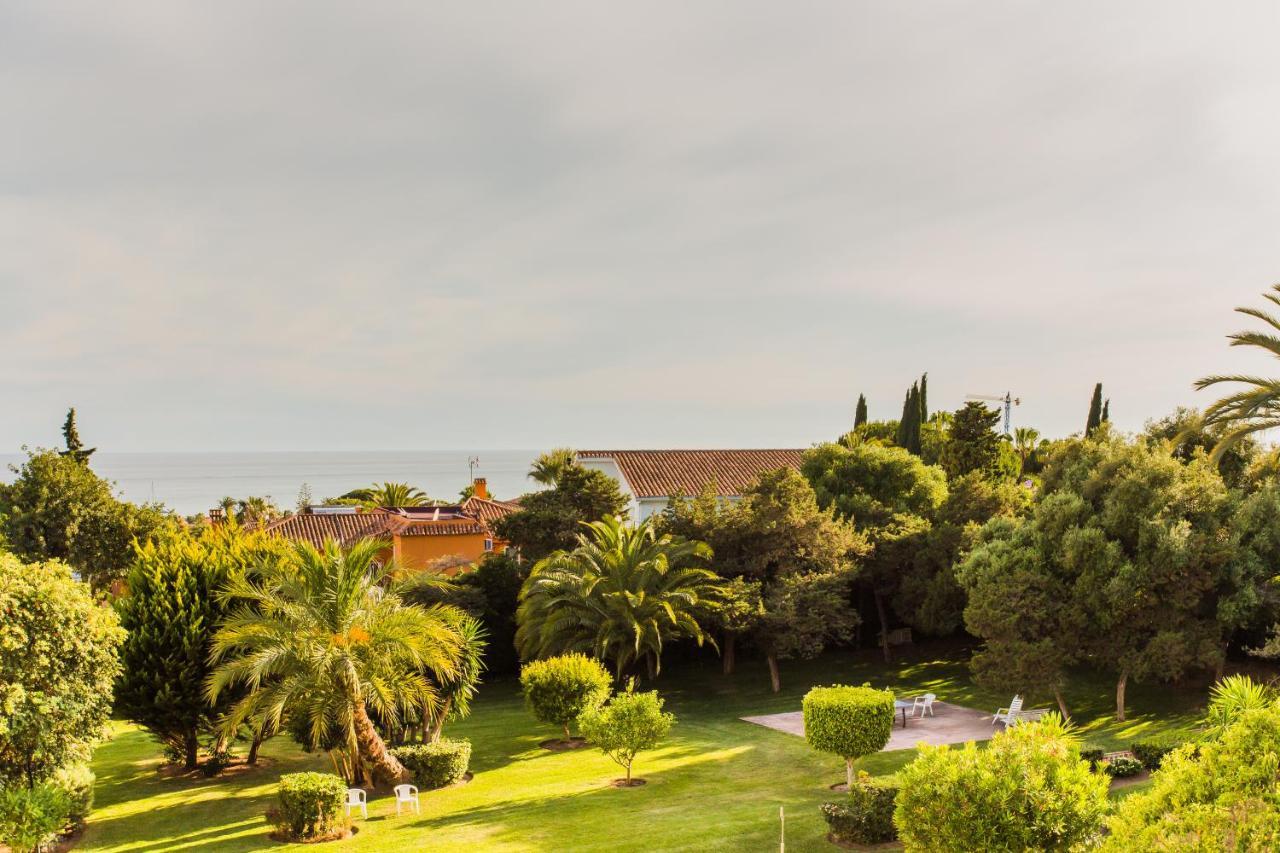 Suite Bora Bora Marbella Buitenkant foto