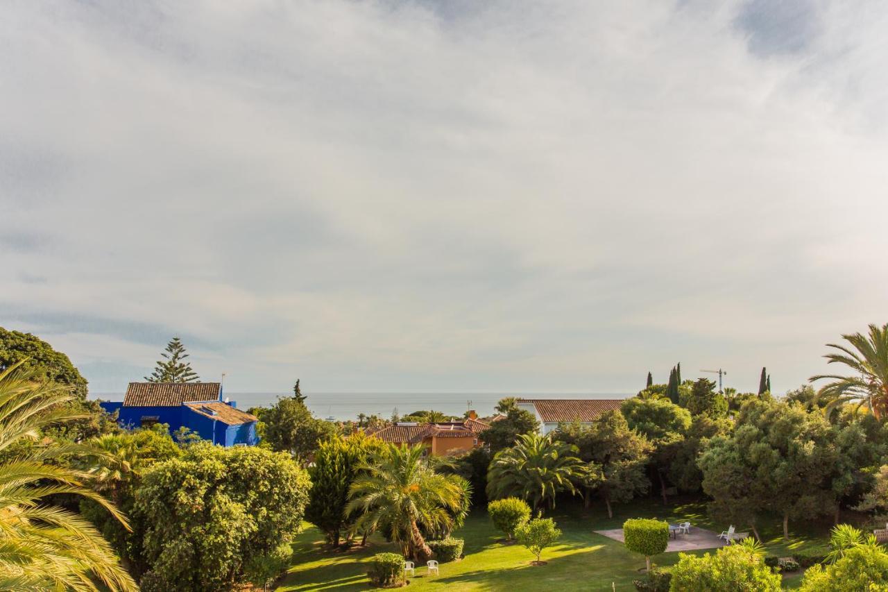 Suite Bora Bora Marbella Buitenkant foto