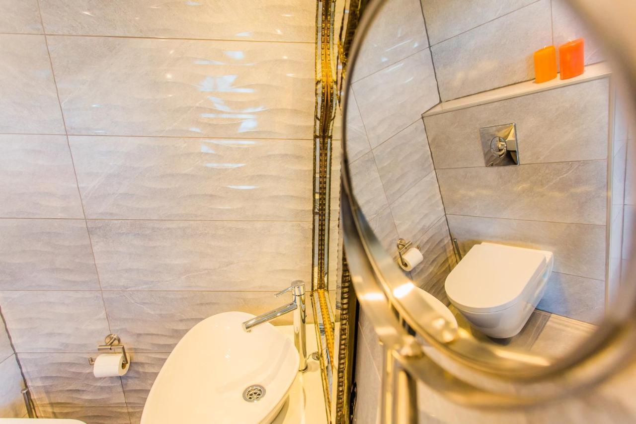 Suite Bora Bora Marbella Buitenkant foto