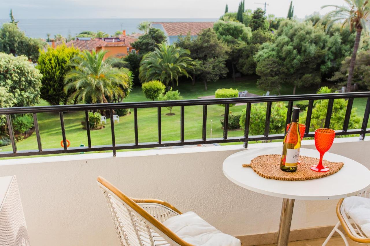 Suite Bora Bora Marbella Buitenkant foto